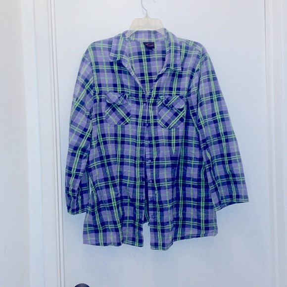 torrid Tops - - Vintage Torrid Y2k plaid seersucker shirt size 2 grunge goth punk